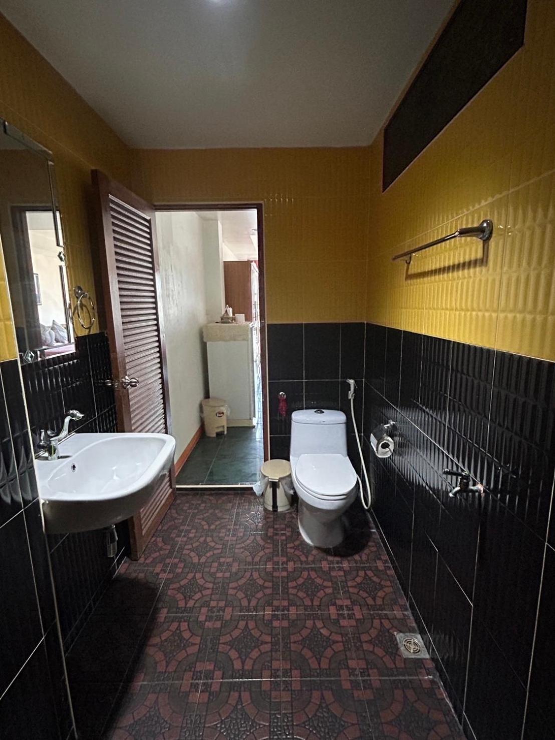 Coffeeandbeer Hostel Pattaya Bagian luar foto